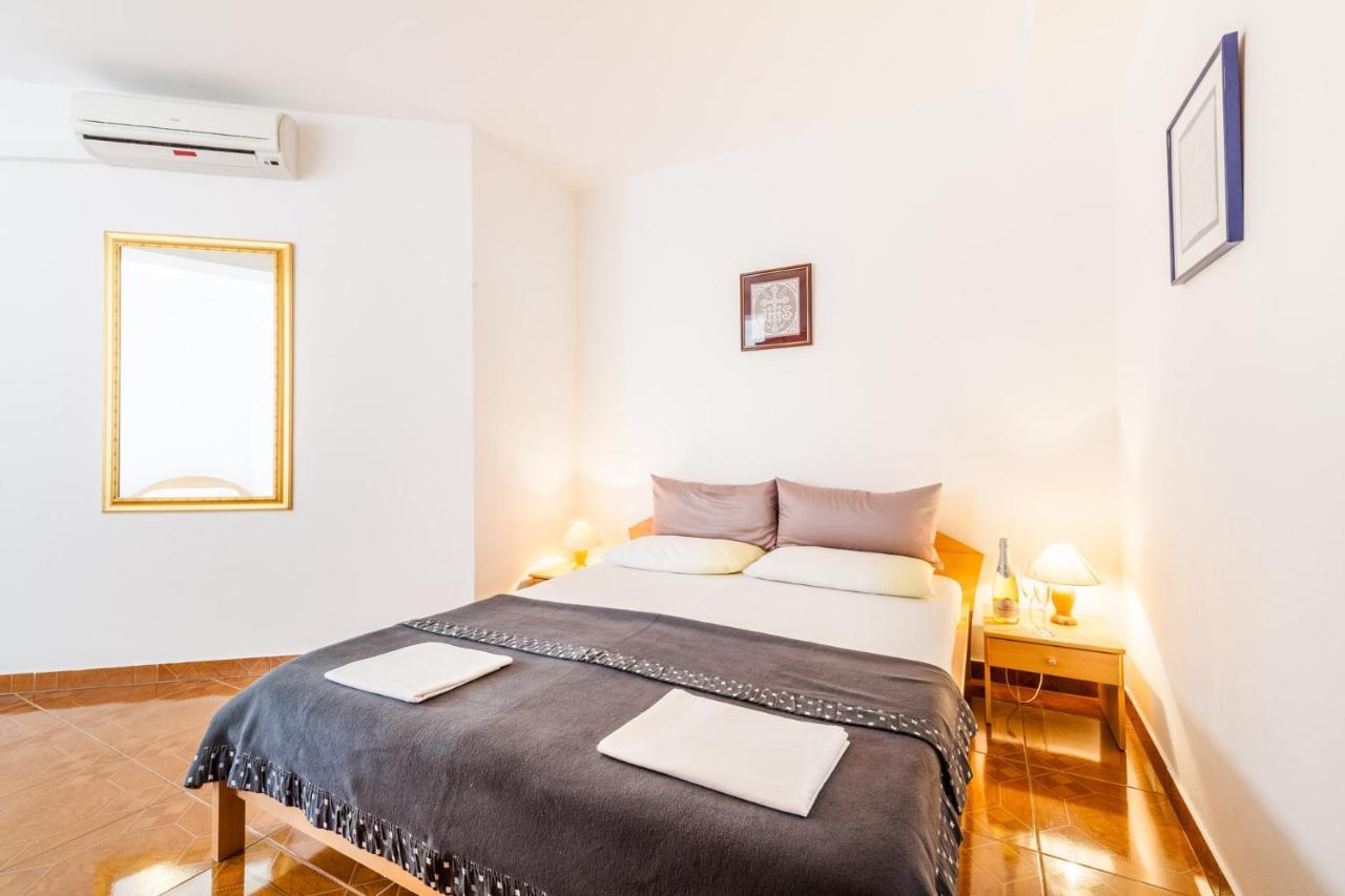 Kustići Ferienhaus Rajka מראה חיצוני תמונה